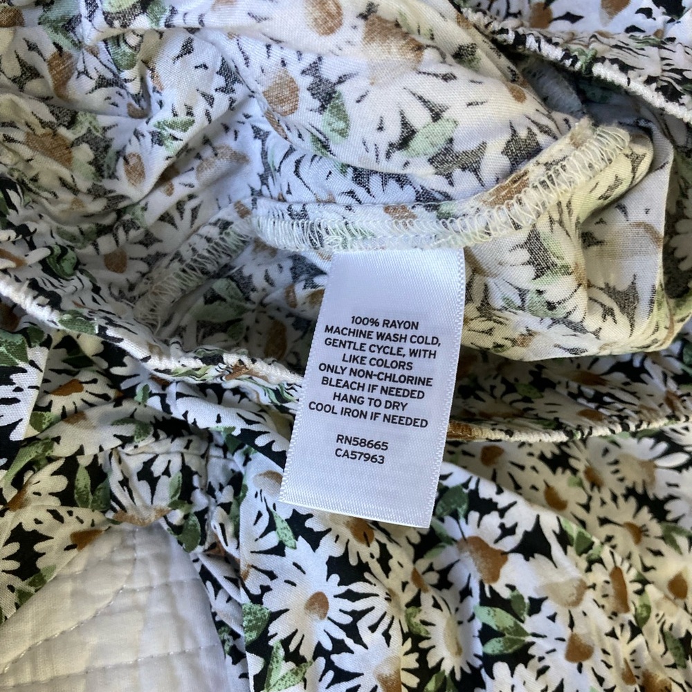 Floral Print Wide-Leg Pants - Picture 11 of 12